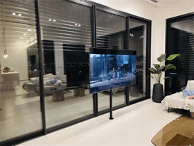 עמוד שחור רצפתי עם תושבת תת רצפתית ST1200 עד 86 אינץ'