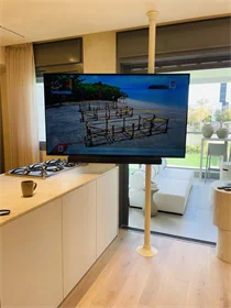 עמוד רצפה תקרה בהתאמה מיוחדת CM1000