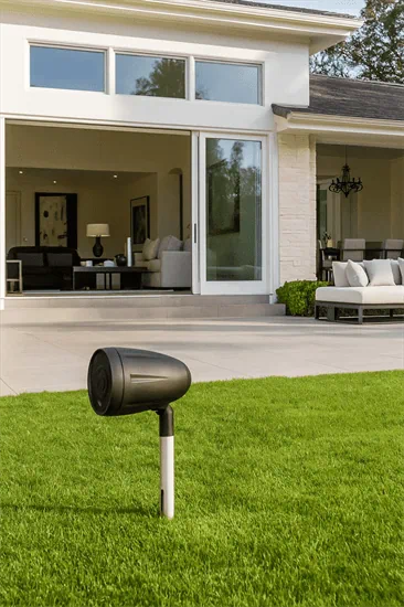 רמקול מעוצב עמיד למים ולחות תוצרת MOREL CX600