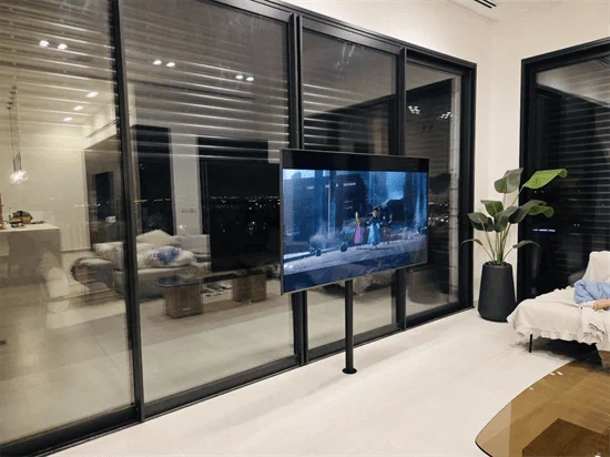 עמוד שחור רצפתי עם תושבת תת רצפתית ST1200 עד 86 אינץ'